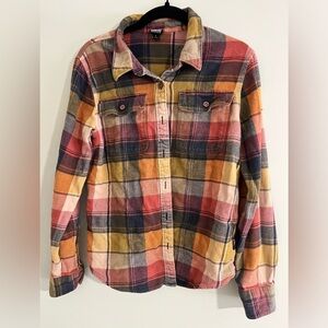 Patagonia flannel shirt women’s size small